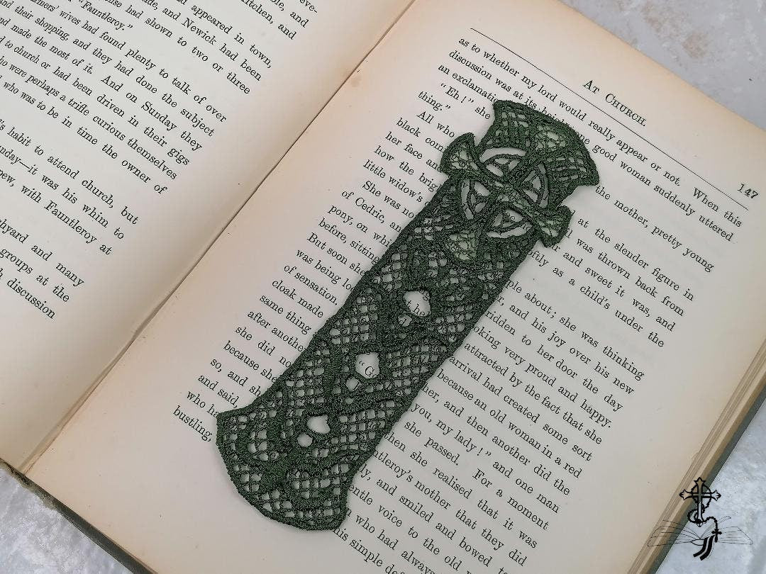 Lace bookmark, lace anniversary, lace bookmark, embroidered bookmark, fsl embroidery, book lover gift, 13th anniversary, celtic cross